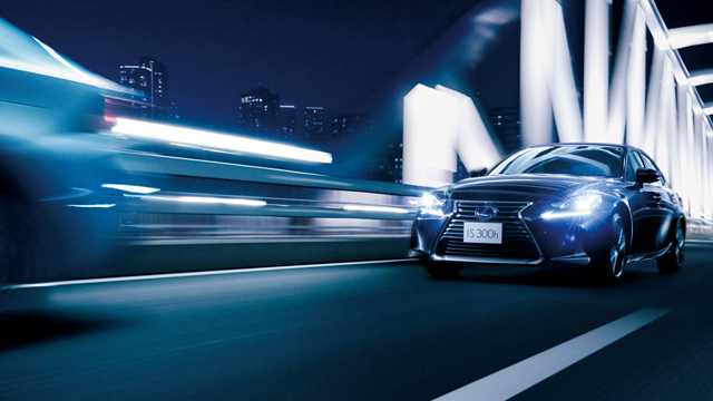 保存版 高級車に乗るメリット デメリットとは 知っているようで知らない高級車に乗るメリット まとめ Sugi Mag スギマグ