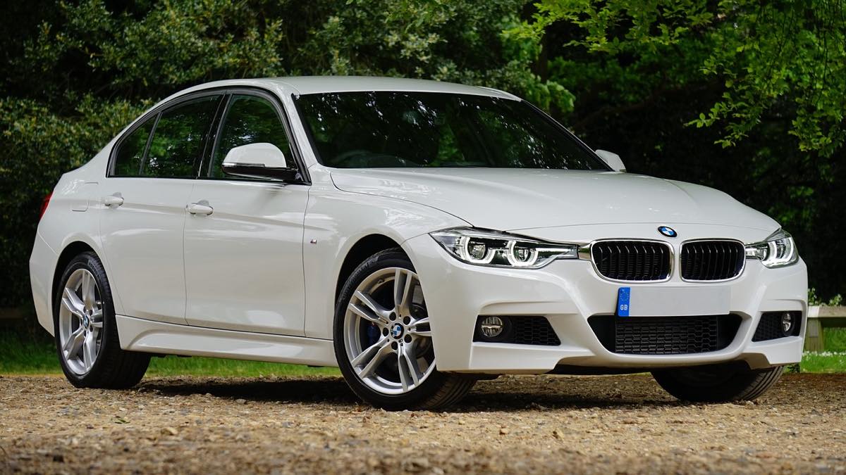 試乗 Bmw 318i Mスポーツと218d アクティブ ツアラー 18年 新型 に試乗した感想 まとめ Sugi Mag スギマグ