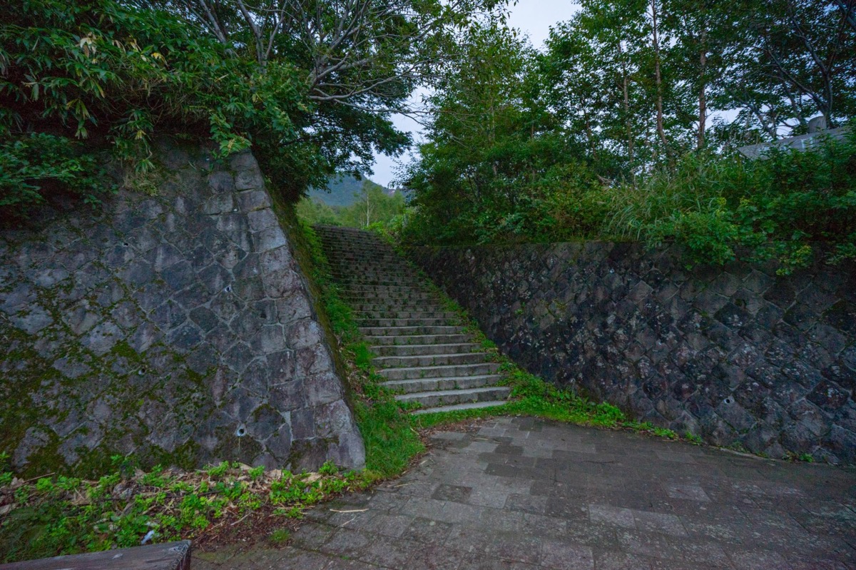 日本百名山 那須岳 茶臼岳 に早朝登山したら岩肌と雲海が最高だった Sugi Mag スギマグ