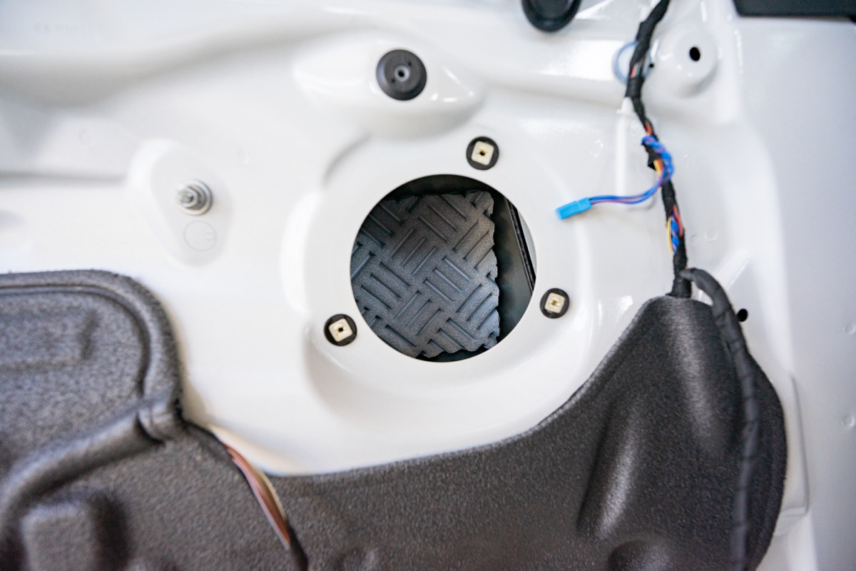 保存版 Bmw 3シリーズ F30 のスピーカーを Ts H101 Bm に交換 交換方法 まとめ Sugi Mag スギマグ