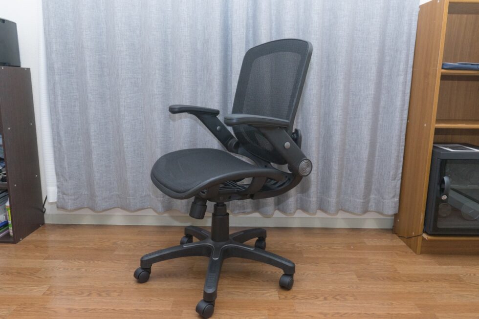 【長期レビュー】コストコのBayside Furnishings メッシュオフィスチェアーを買って2年間使ってみた！｜SUGI MAG (スギマグ)
